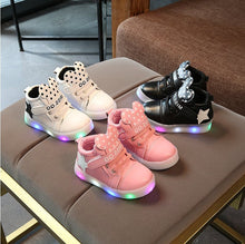 Load image into Gallery viewer, Autumn children's casual shining stars soft shoes girls LED luminous sports shoes children's cartoon boots EU21-30