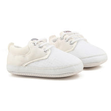 Load image into Gallery viewer, Baby Shoes I Love PaPa&MaMa Letter Printed Soft Bottom Footwear Heart-shaped 0-18M Newborn First walker