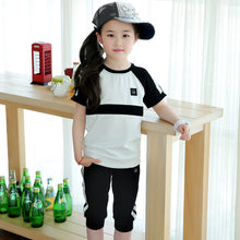 Load image into Gallery viewer, Girls&#39; Sports Set 2018 New Summer Baby Girls Clothing Children&#39;s Short Sleeve Cotton Casual Two-piece Sportswear For Kids Suit