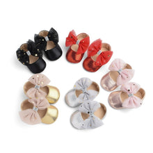 Load image into Gallery viewer, Baby Girl Bling PU Leather Shoes Kid Canvas Moccasins First Walkers Crown Bow Soft Soled Non-slip Footwear Crib Shoes