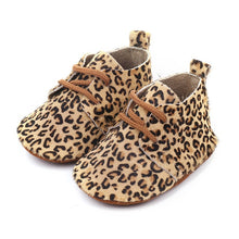 Load image into Gallery viewer, Genuine Leather Baby shoes Leopard print Baby Girls Soft shoes Horse hair Boys First walkers Lace Baby moccasins